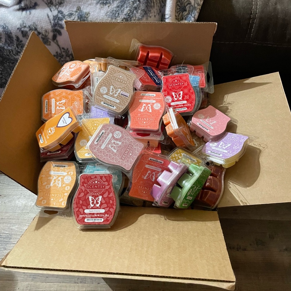 Scentsy Mystery Wax Sale!